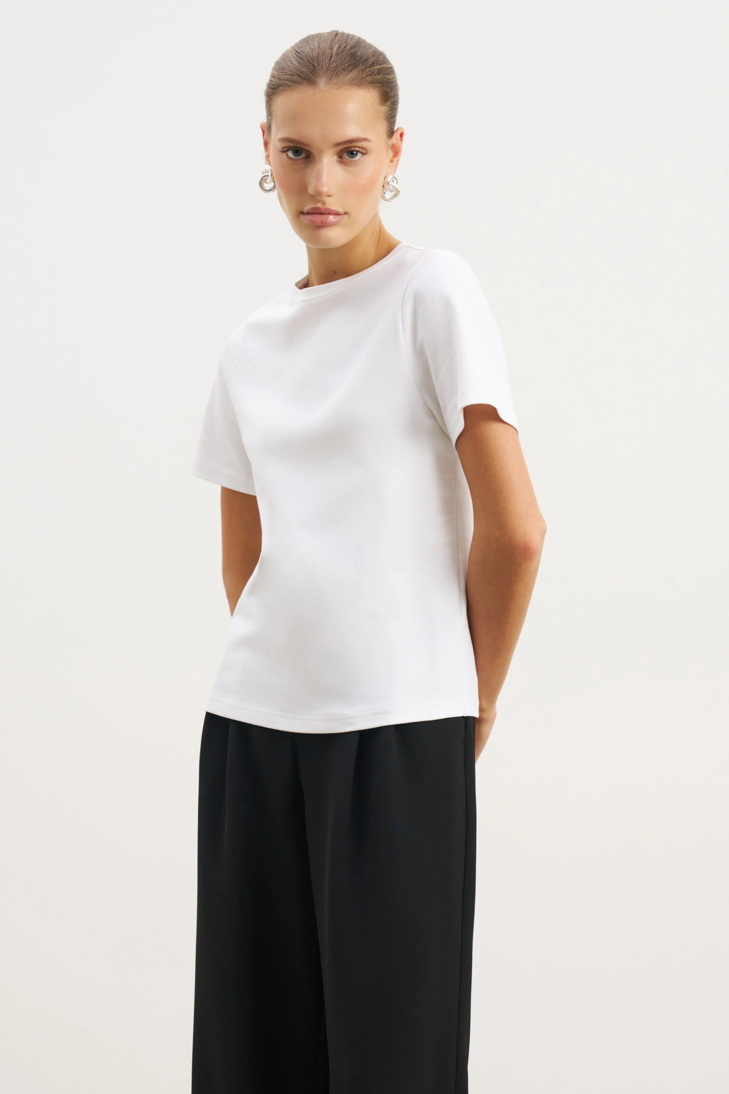 Classic Regular T Shirt - White - Image 4